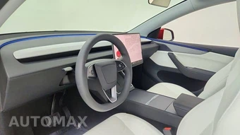 2026 Tesla Model Y Standard – miniatura 18