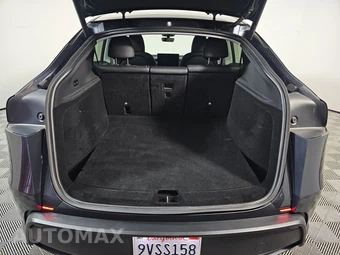 2026 Tesla Model Y Standard – miniatura 16