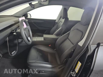 2026 Tesla Model Y Standard – miniatura 7