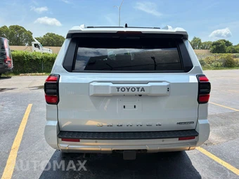 2026 Toyota 4Runner i-FORCE MAX Limited - miniatura 6