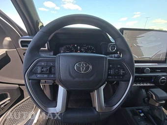 2026 Toyota 4Runner i-FORCE MAX Limited - miniatura 10
