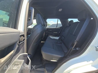 2026 Toyota 4Runner i-FORCE MAX Limited - miniatura 13