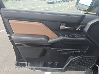 2026 Toyota 4Runner i-FORCE MAX Limited - miniatura 15