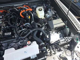 2026 Toyota 4Runner i-FORCE MAX Platinum - miniatura 22