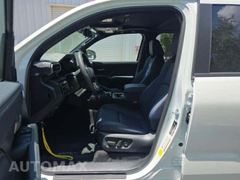 2026 Toyota 4Runner i-FORCE MAX Platinum - miniatura 3