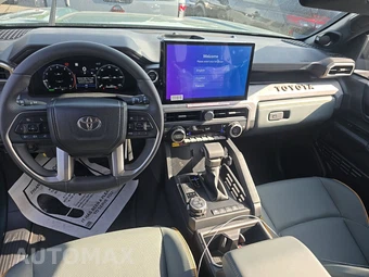 2026 Toyota 4Runner i-FORCE MAX Trailhunter - miniatura 11