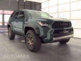 2026 Toyota 4Runner i-FORCE MAX Trailhunter - miniatura 3