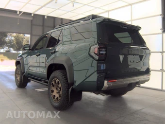 2026 Toyota 4Runner i-FORCE MAX Trailhunter - miniatura 6