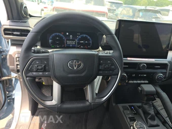 2026 Toyota 4Runner i-FORCE MAX TRD Off Road - miniatura 10