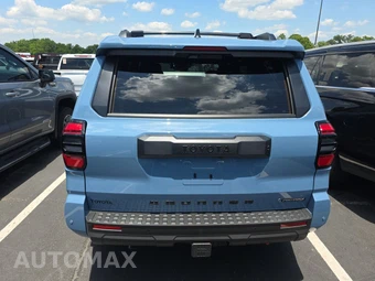 2026 Toyota 4Runner i-FORCE MAX TRD Off Road - miniatura 5