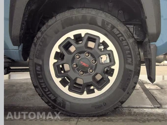 2026 Toyota 4Runner i-FORCE MAX TRD Off Road - miniatura 12