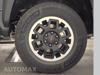 2026 Toyota 4Runner i-FORCE MAX TRD Off Road Premium - miniatura 12
