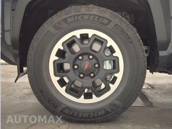 2026 Toyota 4Runner i-FORCE MAX TRD Off Road Premium - miniatura 9