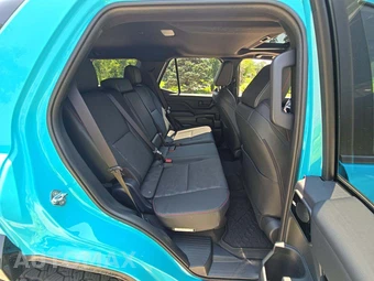 2026 Toyota 4Runner i-FORCE MAX TRD Pro - miniatura 13
