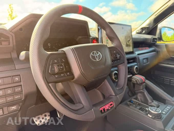 2026 Toyota 4Runner i-FORCE MAX TRD Pro - miniatura 15