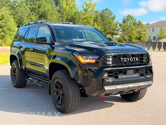 2026 Toyota 4Runner i-FORCE MAX TRD Pro - miniatura 3