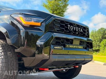 2026 Toyota 4Runner i-FORCE MAX TRD Pro - miniatura 4
