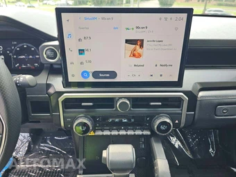 2026 Toyota 4Runner Limited - miniatura 10