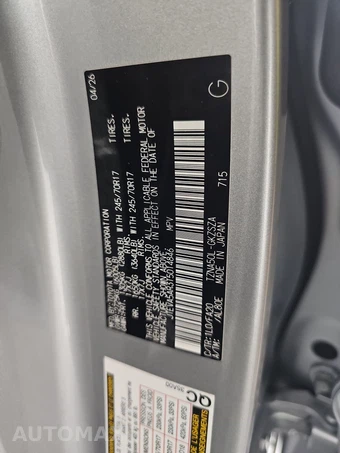 2026 Toyota 4Runner SR5 - miniatura 15