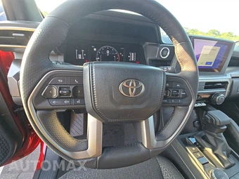 2026 Toyota 4Runner SR5 - miniatura 10