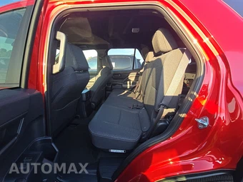 2026 Toyota 4Runner SR5 - miniatura 13