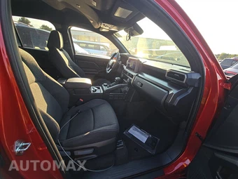 2026 Toyota 4Runner SR5 - miniatura 8