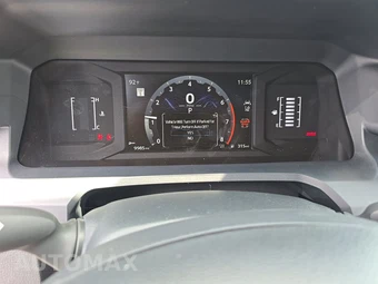 2026 Toyota 4Runner SR5 - miniatura 12