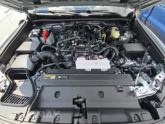 2026 Toyota 4Runner SR5 - miniatura 16