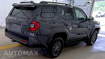 2026 Toyota 4Runner SR5 - miniatura 4
