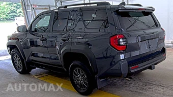 2026 Toyota 4Runner SR5 - miniatura 6