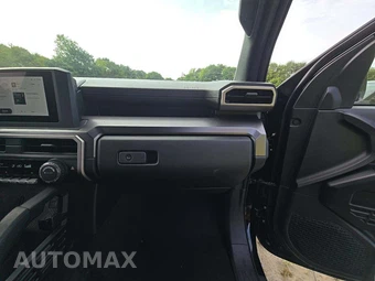 2026 Toyota 4Runner SR5 - miniatura 17