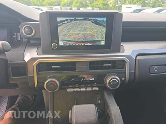 2026 Toyota 4Runner SR5 - miniatura 7