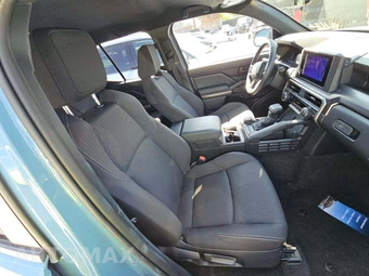 2026 Toyota 4Runner SR5 - miniatura 19