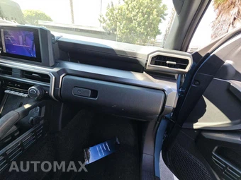 2026 Toyota 4Runner SR5 - miniatura 20
