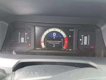 2026 Toyota 4Runner SR5 - miniatura 6