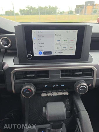 2026 Toyota 4Runner SR5 - miniatura 7