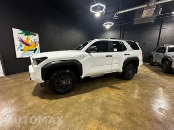 2026 Toyota 4Runner SR5 - miniatura 3
