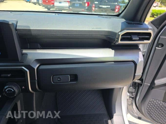 2026 Toyota 4Runner SR5 - miniatura 16