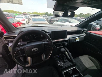2026 Toyota 4Runner SR5 - miniatura 11