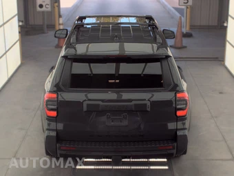2026 Toyota 4Runner SR5 - miniatura 5