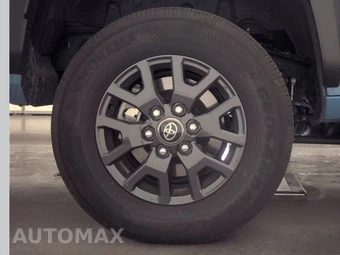 2026 Toyota 4Runner SR5 - miniatura 11