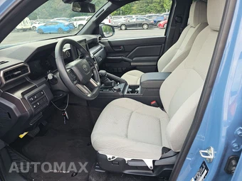 2026 Toyota 4Runner SR5 - miniatura 13