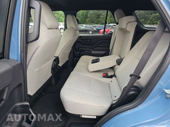 2026 Toyota 4Runner SR5 - miniatura 19