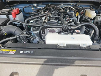 2026 Toyota 4Runner SR5 - miniatura 22