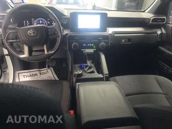 2026 Toyota 4Runner SR5 - miniatura 11