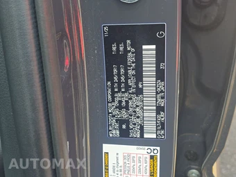 2026 Toyota 4Runner SR5 - miniatura 14