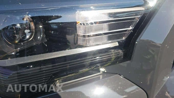 2026 Toyota 4Runner SR5 - miniatura 18