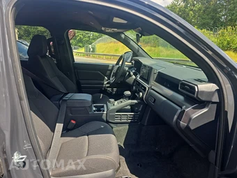 2026 Toyota 4Runner SR5 - miniatura 8