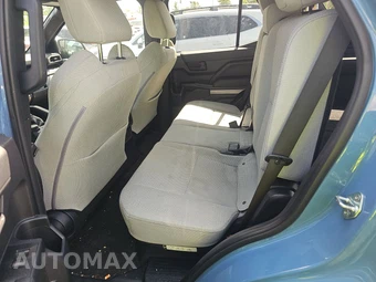 2026 Toyota 4Runner SR5 - miniatura 19