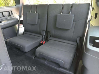 2026 Toyota 4Runner SR5 - miniatura 14